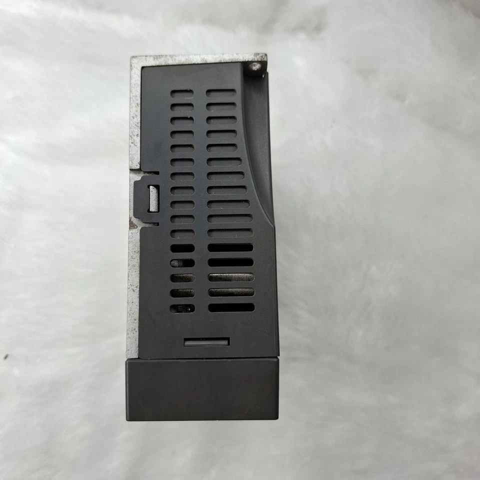 DELTA ASD-B2L-0421-B AC SERVO DRIVE 400W ASDB2L0421B